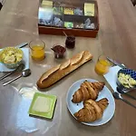 Bed & Breakfast La Grande Thibaudiere La Plaine