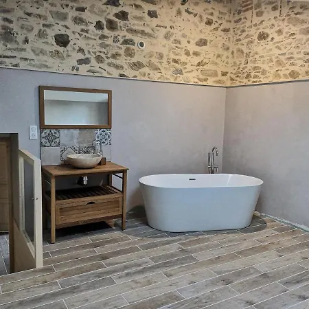 La Grande Thibaudiere La Plaine