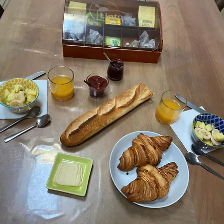 לינה וארוחת בוקר La Grande Thibaudiere La Plaine