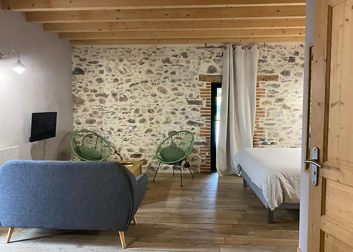 La Grande Thibaudiere Bed and Breakfast 3*