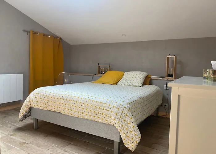 La Grande Thibaudiere Bed & Breakfast 3*